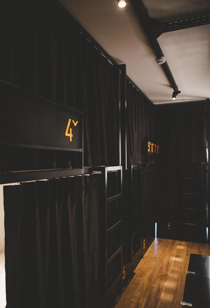 Wanderlust Hostel *